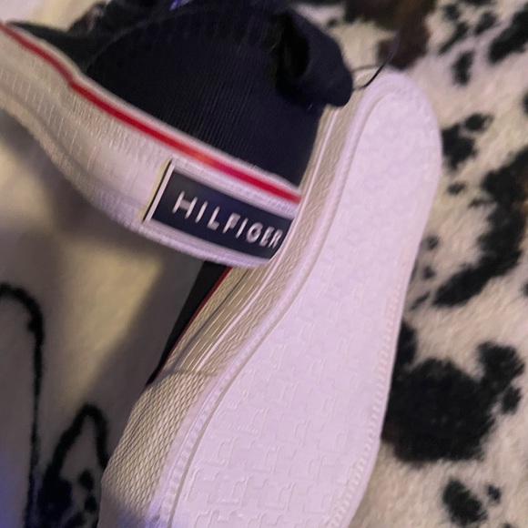 Tommy Hilfiger Kids Navy and White Slip-On Sneakers - Picture 5 of 6